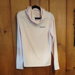 Patagonia Soft Pink Capilene Pullover Hooded Shirt 8/10